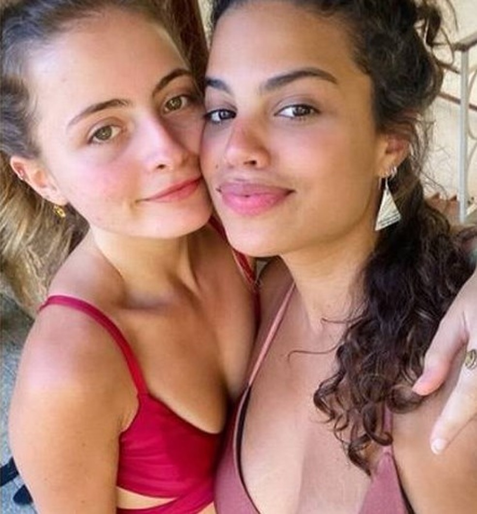 Lia Buarque e Clara Buarque — Foto: Reprodução/ Instagram
