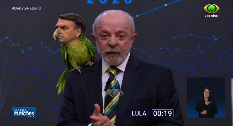 'Que nervoso daquele cara no cangote do Lula': estratégia de Flávio no debate da Band gera memes nas redes