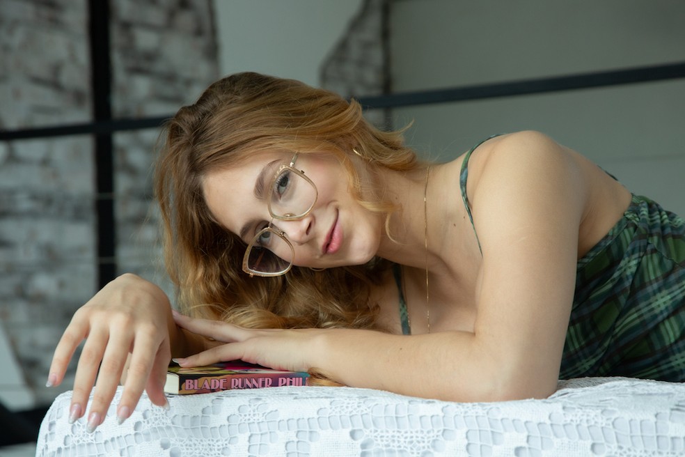 Sophi Delyon disputa título de ‘vagina mais bonita’ — Foto: Divulgação