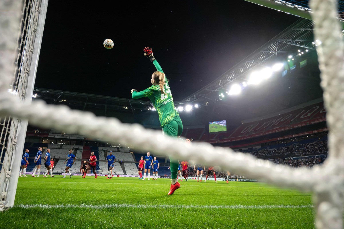 Quase metade das jogadoras de futebol está considerando se aposentar cedo, revela pesquisa