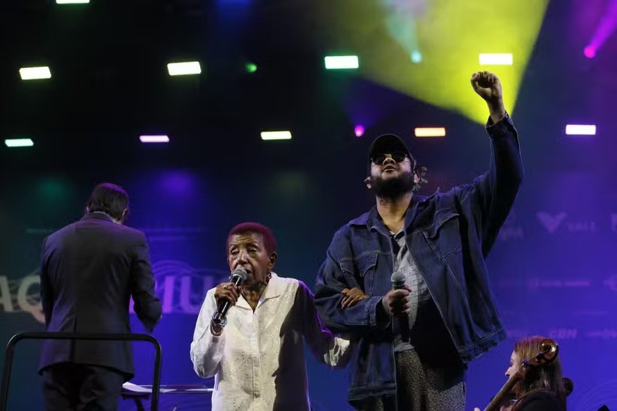 'É a primeira vez que canto com uma orquestra': saiba tudo que rolou no Projeto Aquarius, com Emicida, Leci Brandão e OSB