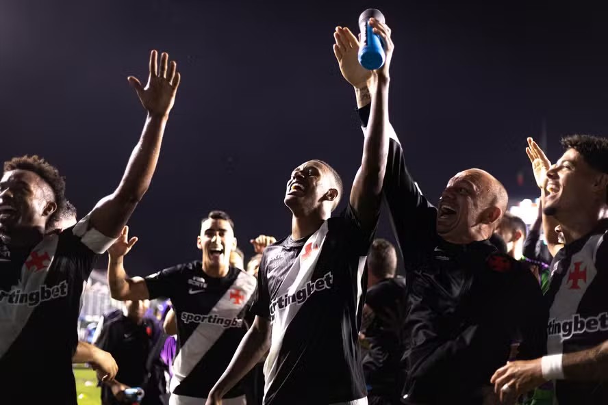 Vasco acumula mais de 34 milhões de reais em premiações na Copa do Brasil e Sul-Americana; confira