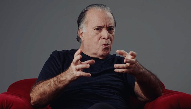 Mãe de João Rebello volta pela primeira vez ao lugar onde o filho foi ...