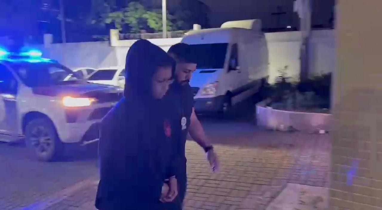 Polícia prende em Nova Iguaçu mulher suspeita de envenenar, decapitar e esquartejar marido
