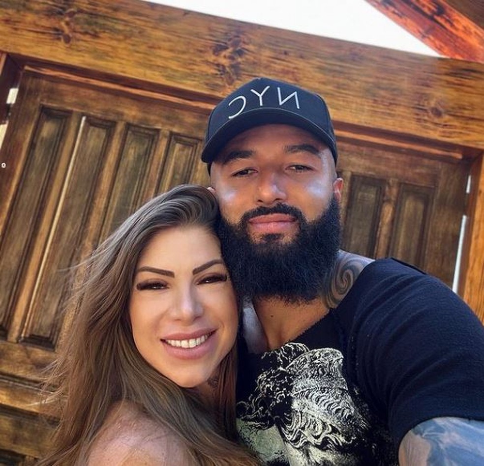 Tayrine Rafael Seifert &eacute; casada com o goleiro muralha &mdash; Foto: rep/ intagram