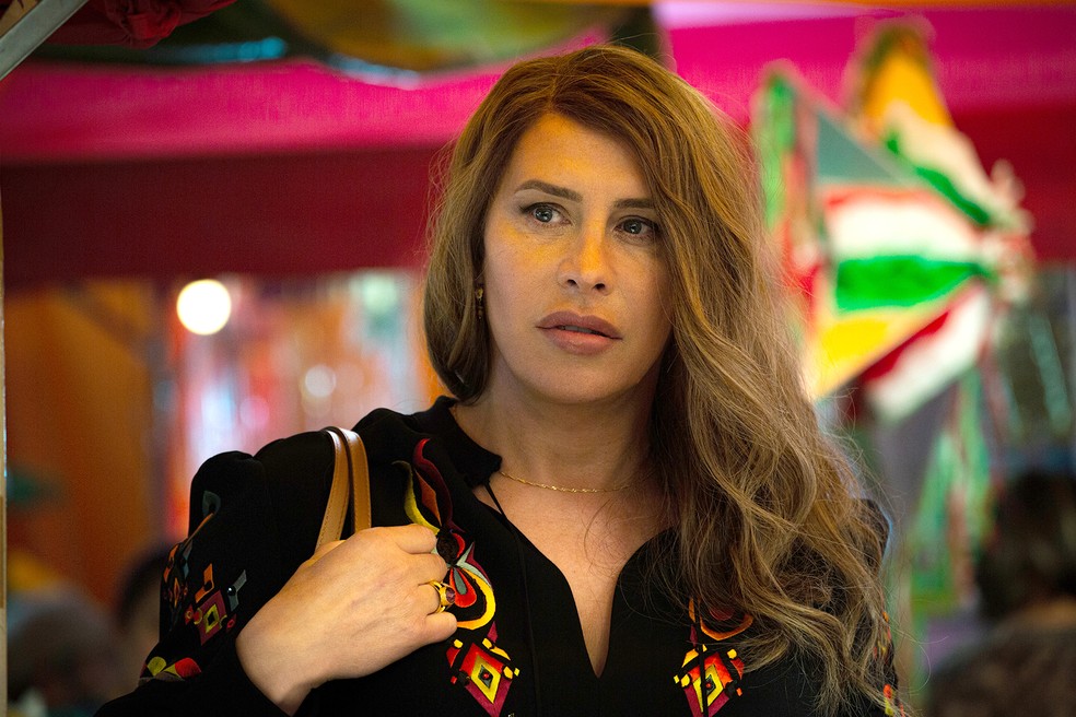 Karla Sofía Gascón no filme "Emília Perez" — Foto: divulgação