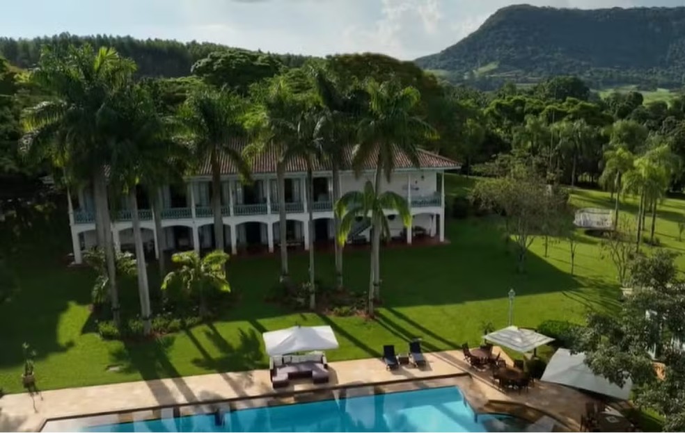 Fazenda de Ana Maria Braga — Foto: rep/ instagram e TV Globo