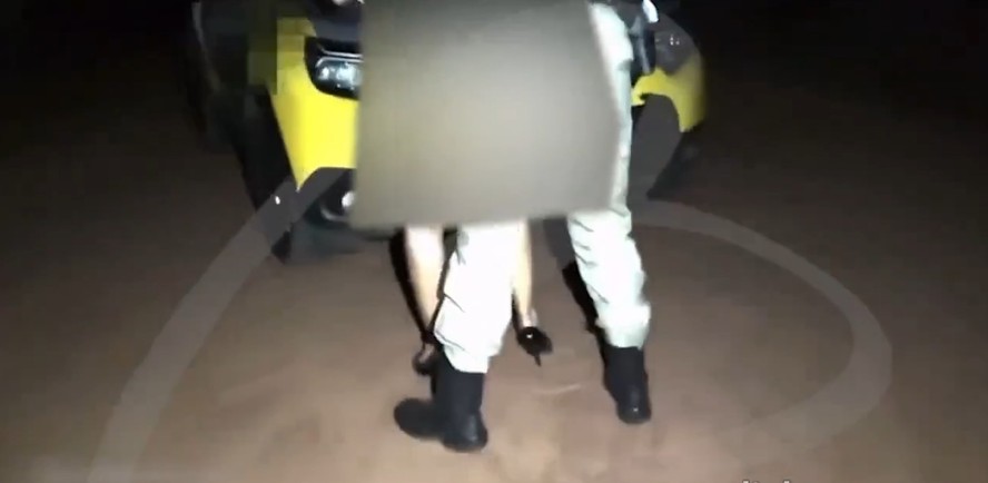 Policial militar do Paraná teria feito sexo com mulher enquanto marido testemunhava a cena