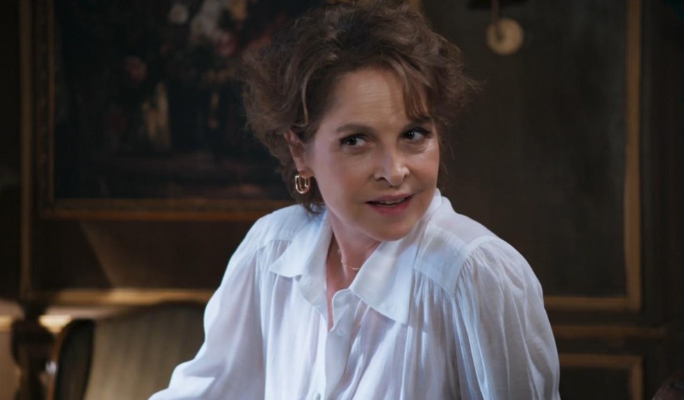 Joyce (Drica Moraes) em 'Volta por cima' — Foto: Rede Globo/ Reprodução