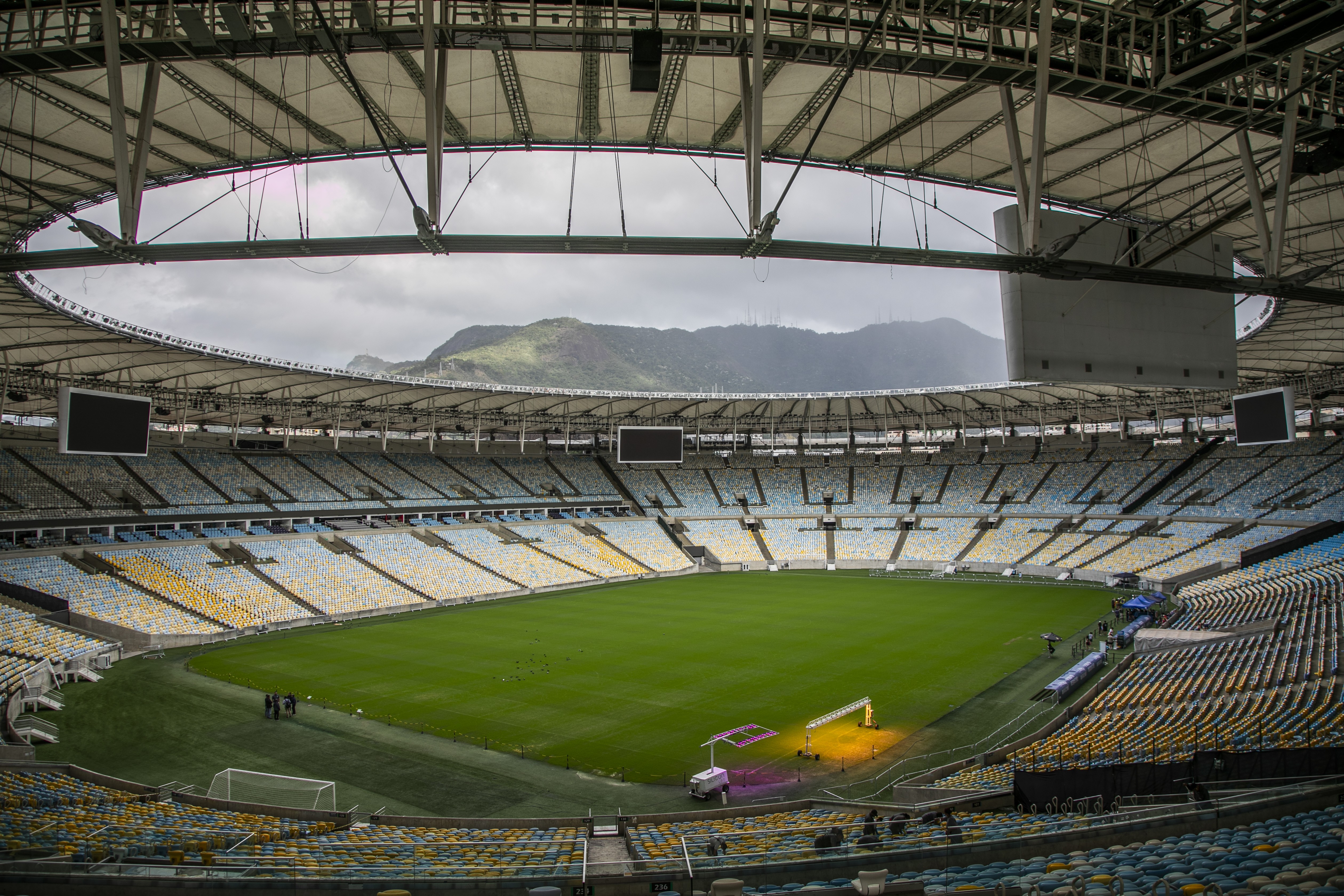 Provocação! Palmeiras tenta ironizar críticas do Mengão ao gramado do Maracanã