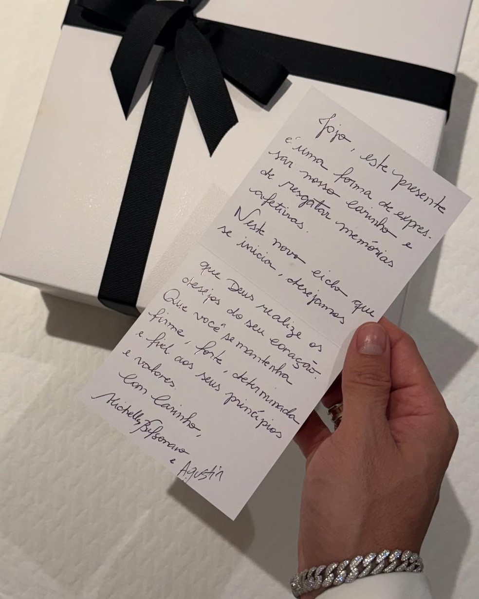 A carta que Michelle Bolsonaro escreveu para Jojo Todydinho &mdash; Foto: Instagram
