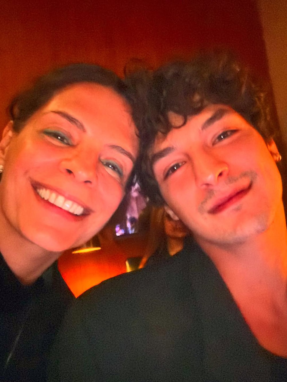Helena Ranaldi reúne o ex e o atual marido em aniversário do filho