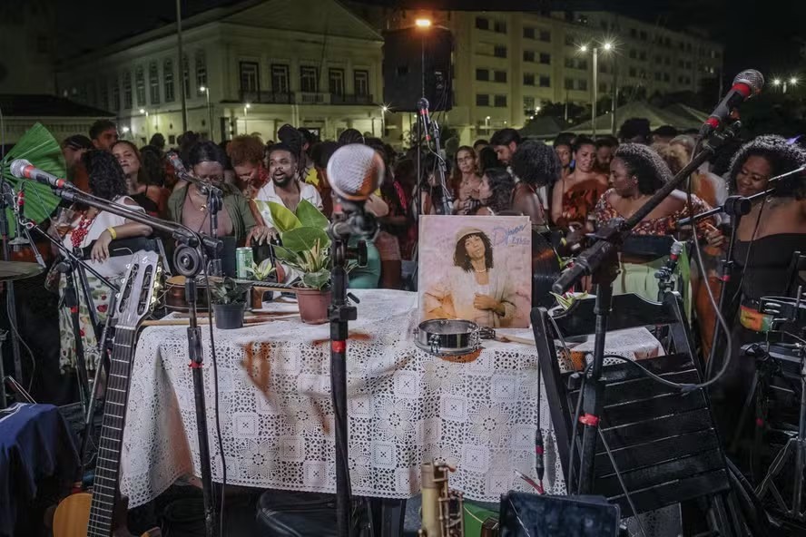 Roda de samba que homenageia Djavan ganha edições em São Paulo e Minas Gerais