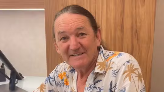 Humorista Marquito é hospitalizado após mal súbito e queda de moto em São Paulo