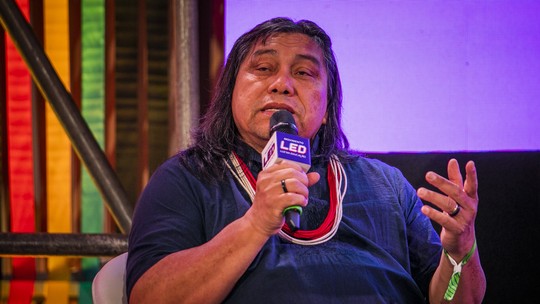 'A universidade não nos comporta', diz Daniel Munduruku sobre desafios culturais dos povos indígenas