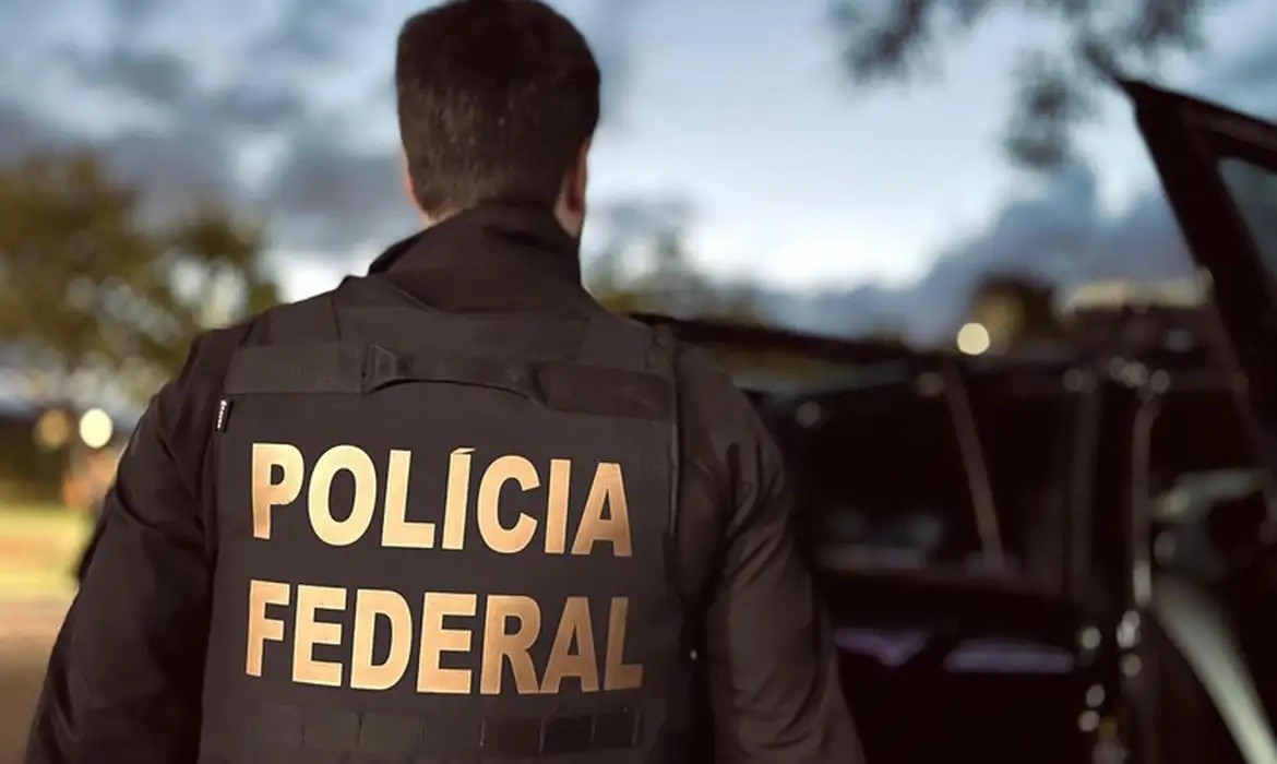Polícia Federal faz diplomação de 683 novos agentes - QTU Questões do Universo