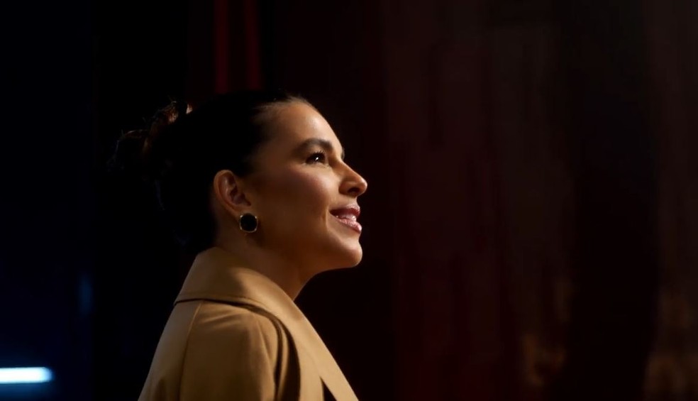 Mariana Rios no vídeo em que apresenta o "método" — Foto: rep/  instagram