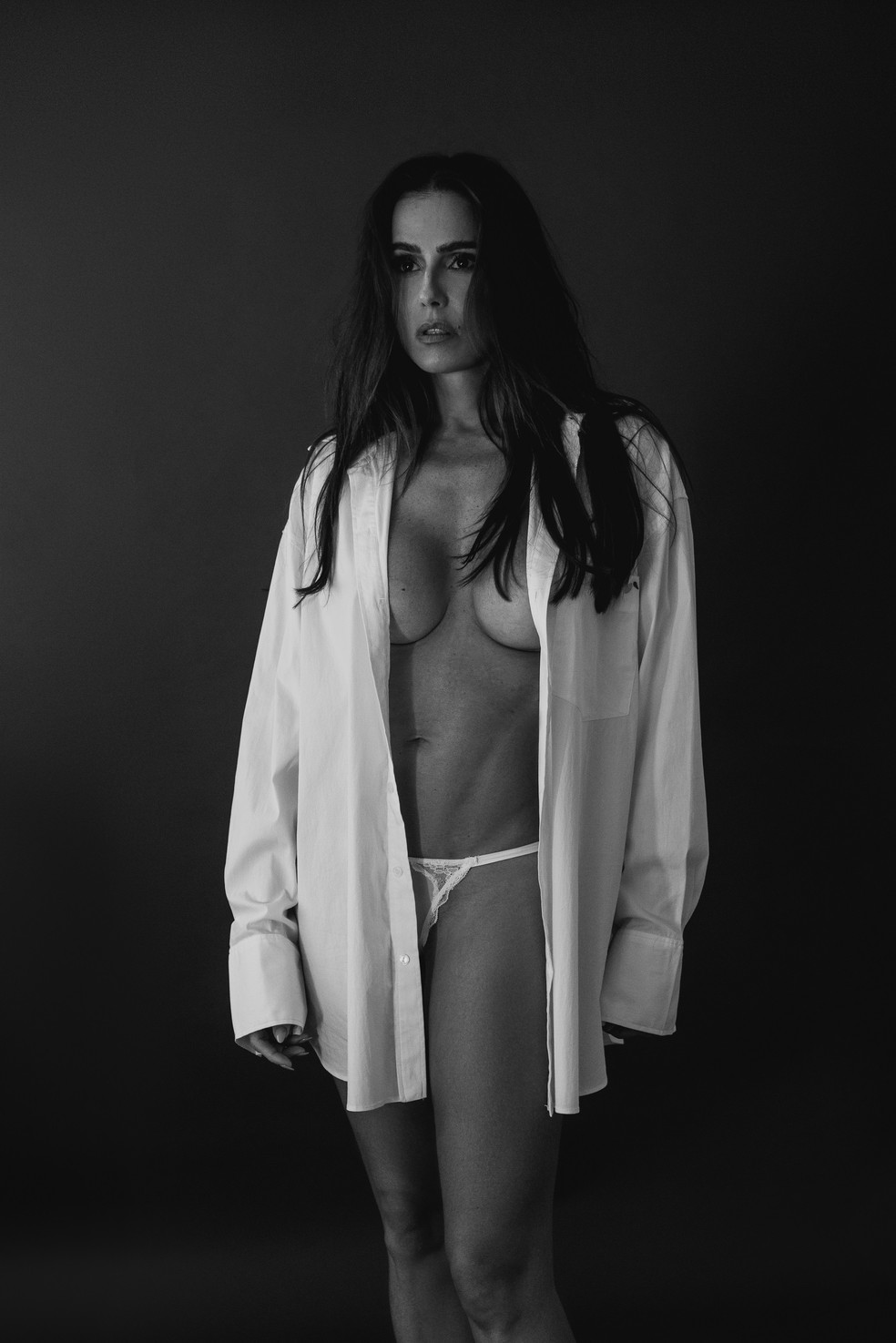 Deborah Secco faz ensaio exclusivo após ser eleita a Mulher Mais Sexy do Mundo — Foto: Nico Rocha