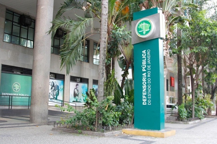 Defensoria Pública entra com ação civil contra descontos indevidos do Credcesta