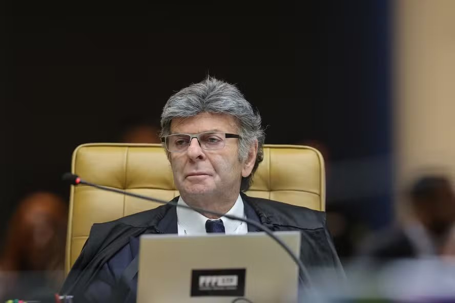Fux derruba decisão de Dino sobre postagens de Nossa Senhora Aparecida