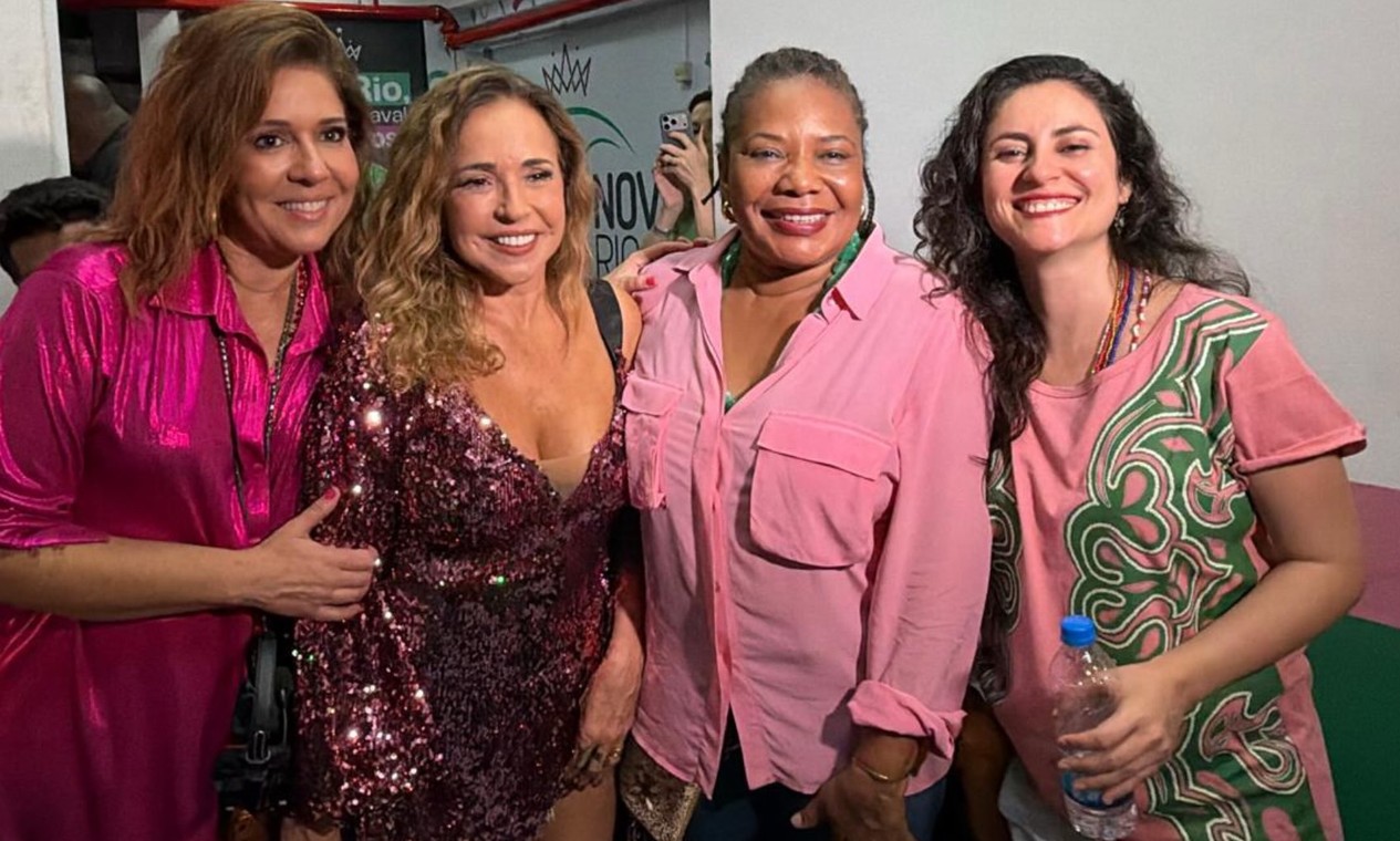 Mangueira e Rock in Rio: ministra da Cultura, Margareth Menezes curte samba e festival com a namorada