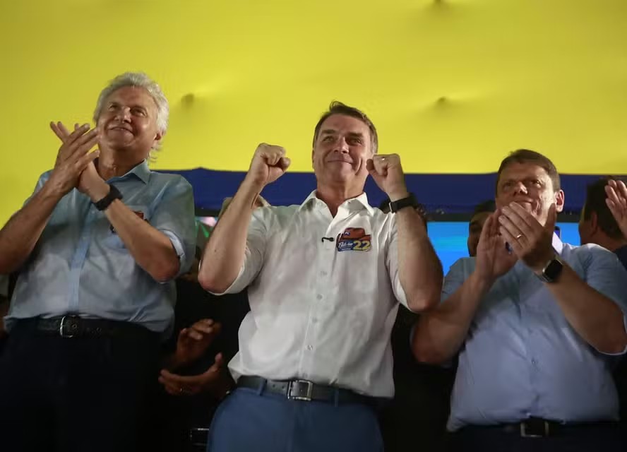 Flávio diz que usará maioria no Senado e na Câmara para ‘mudar a Constituição’