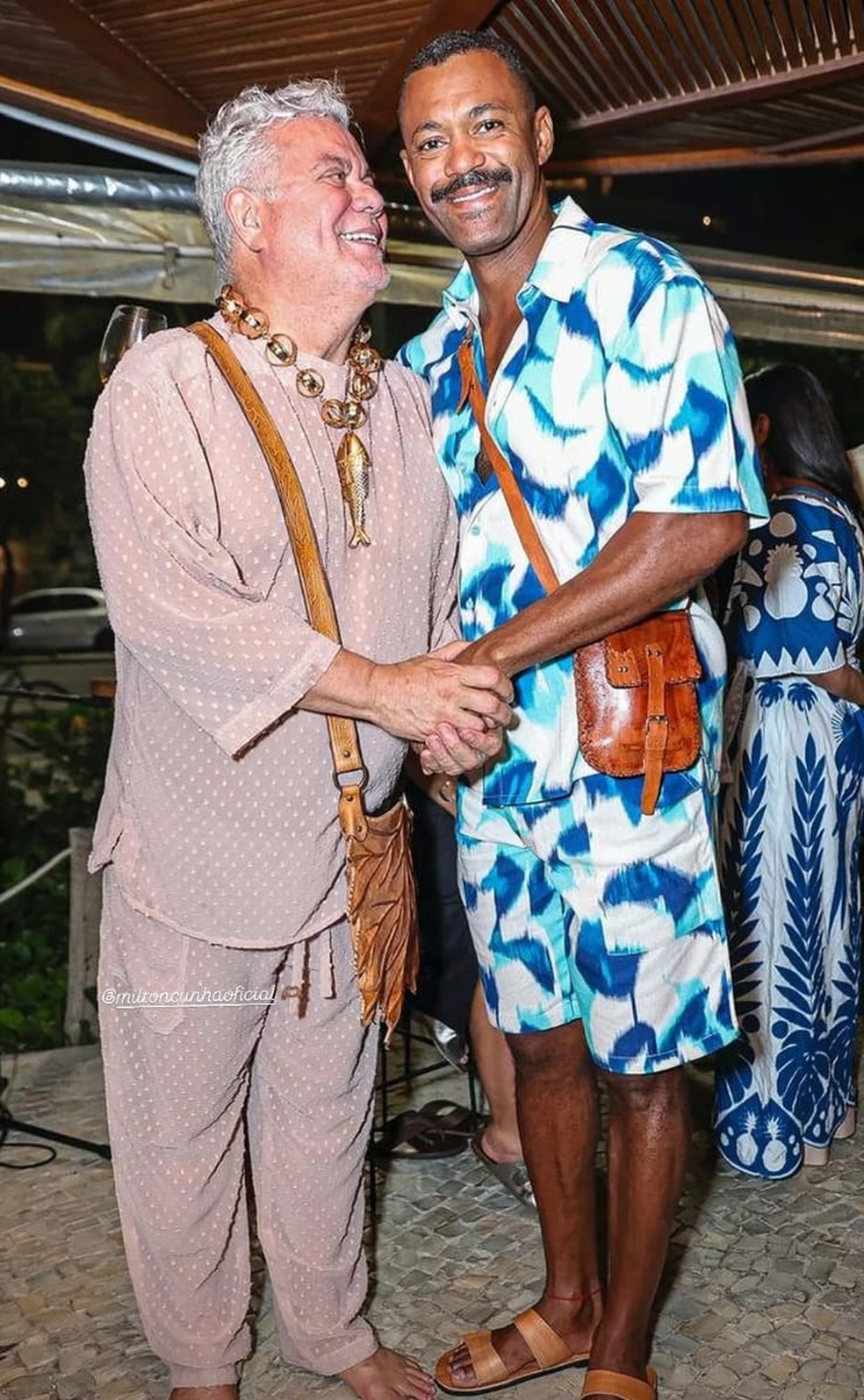 Vitor Moraes posta foto com Milton Cunha no aniversário de 50 anos de Bruno Chateaubriand, no Rio — Foto: reprodução/ instagram