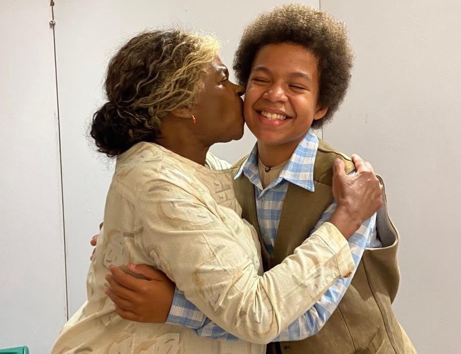Neto de Zezé Motta em ‘A nobreza do amor’, Levi Asaf se declara para a atriz: ‘Eu a amo de todo coração’ - Foto