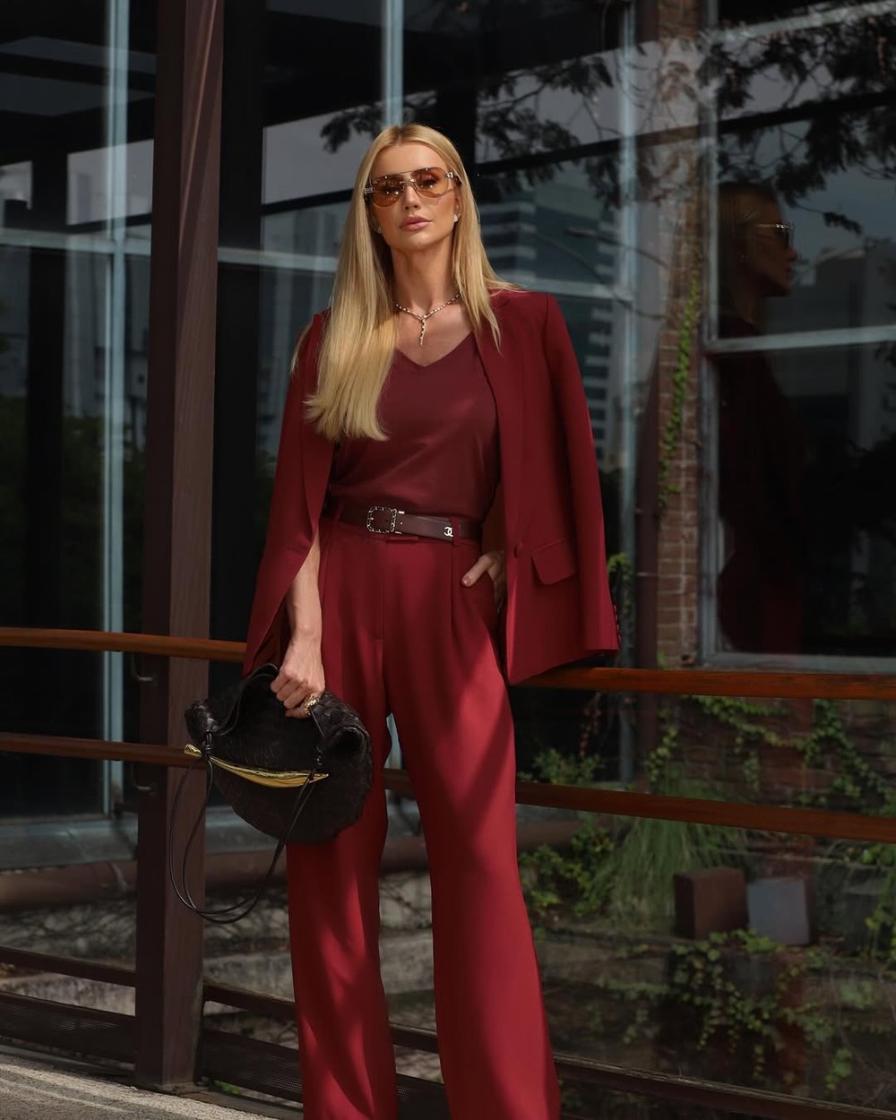 Pessoa monocromática? Veja como usar looks parecidos com os de Aldeíde ...