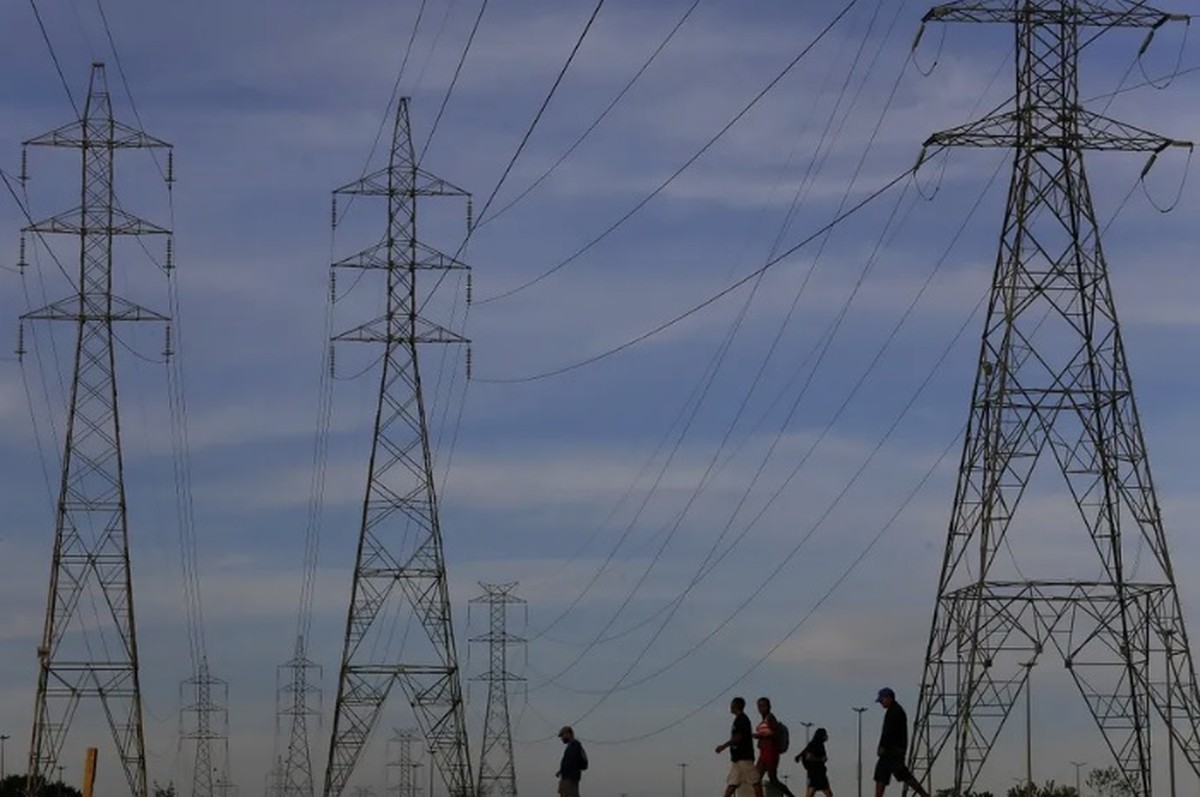 Inflação Desacelera! Queda Surpreende Mercado e Traz Boas Notícias para 2025
