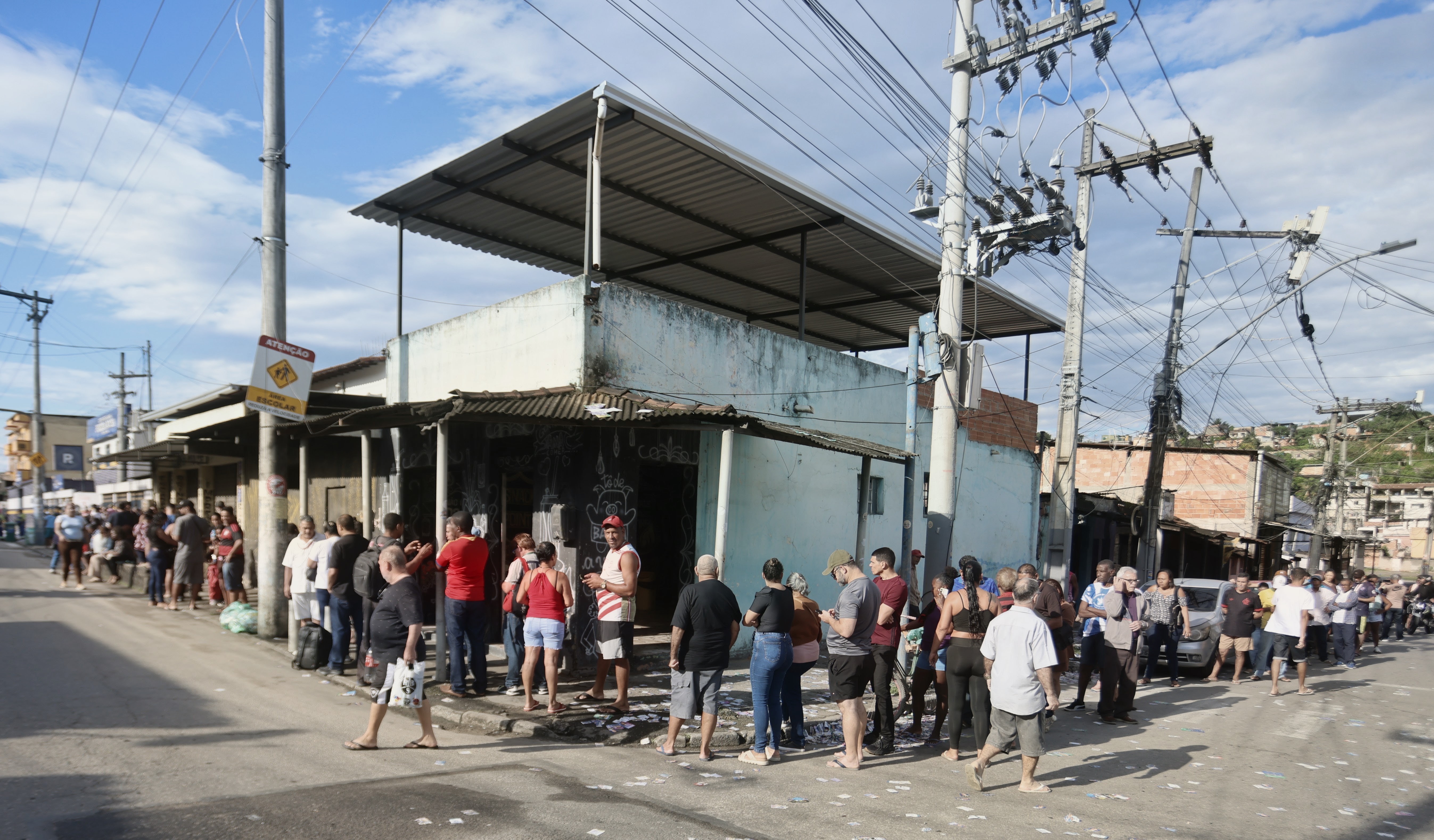 Fundação Cacique Cobra Coral diz que atuou para espantar a chuva da eleição no RJ