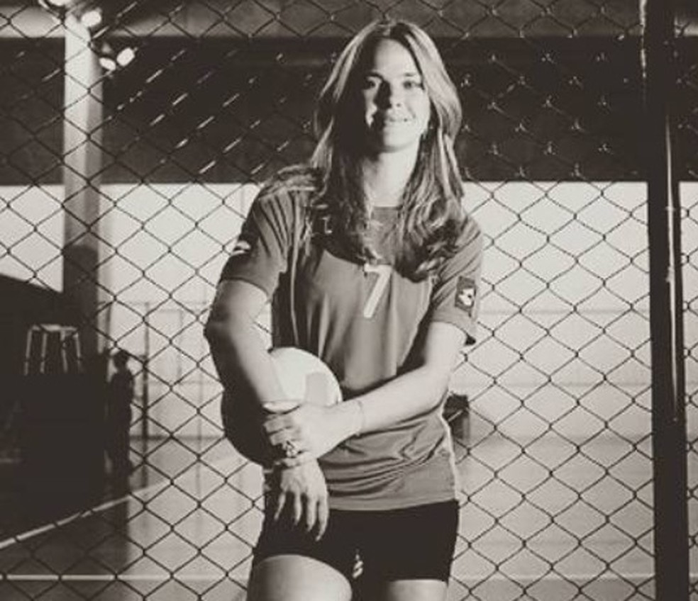 A modelo Letícia Birkheuer foi jogadora de vôlei — Foto: Reprodução/Instagram