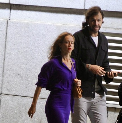 Mariana Ximenes e o novo namorado &mdash; Foto: extra