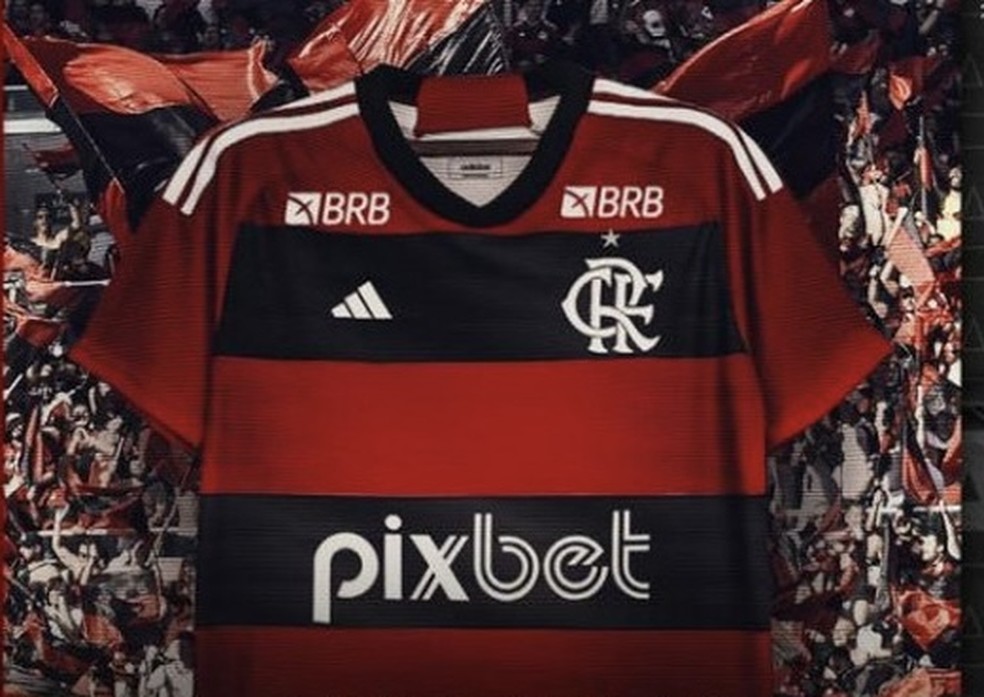 A camisa do Flamengo com o novo patrocinador na cota master: RS 85 milh&otilde;es por ano &mdash; Foto: Flamengo / Divulga&ccedil;&atilde;o