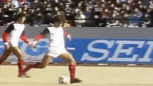 Gol de Nunes (Flamengo) contra o Liverpool, pelo Mundial de 1981 — Foto: Reprodução