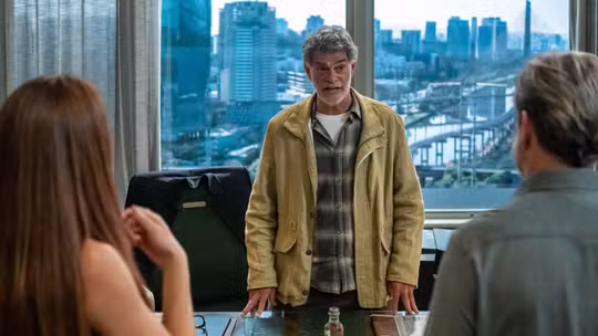 Nos resumos de ‘Três Graças’, Rogério vira o jogo contra Ferette