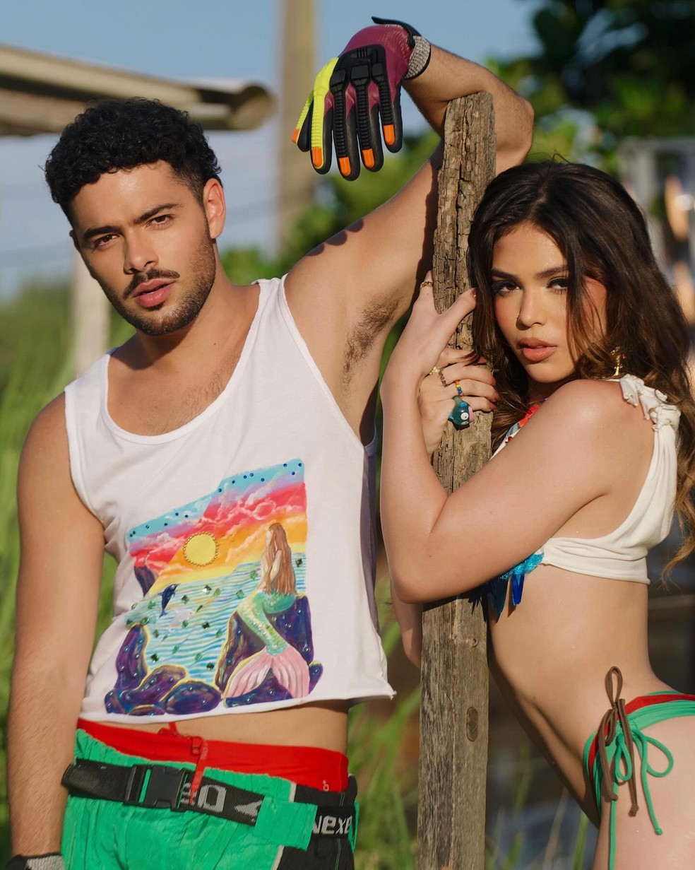 Melody triplica cachê com sucesso de 'Jetski', compra ônibus de R