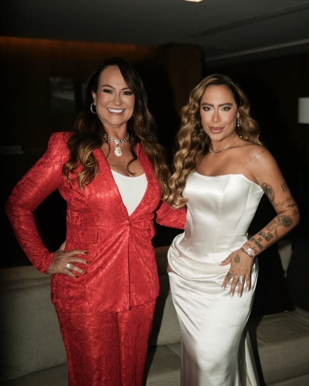 Mãe e irmã de Neymar surgem deslumbrantes em foto juntas - QTU Questões do Universo