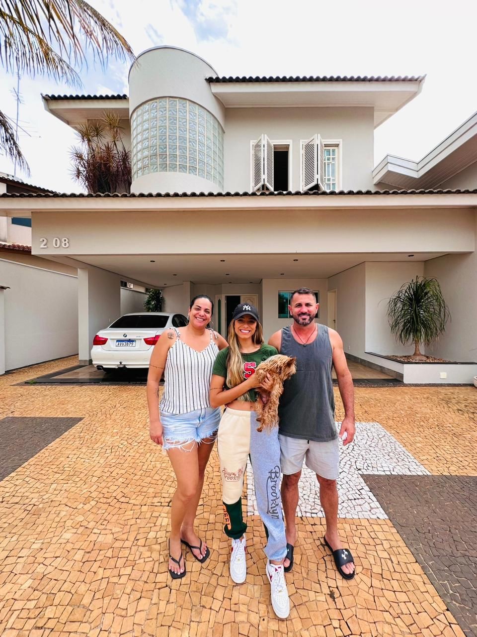 Key Alves com os pais — Foto: Divulgação