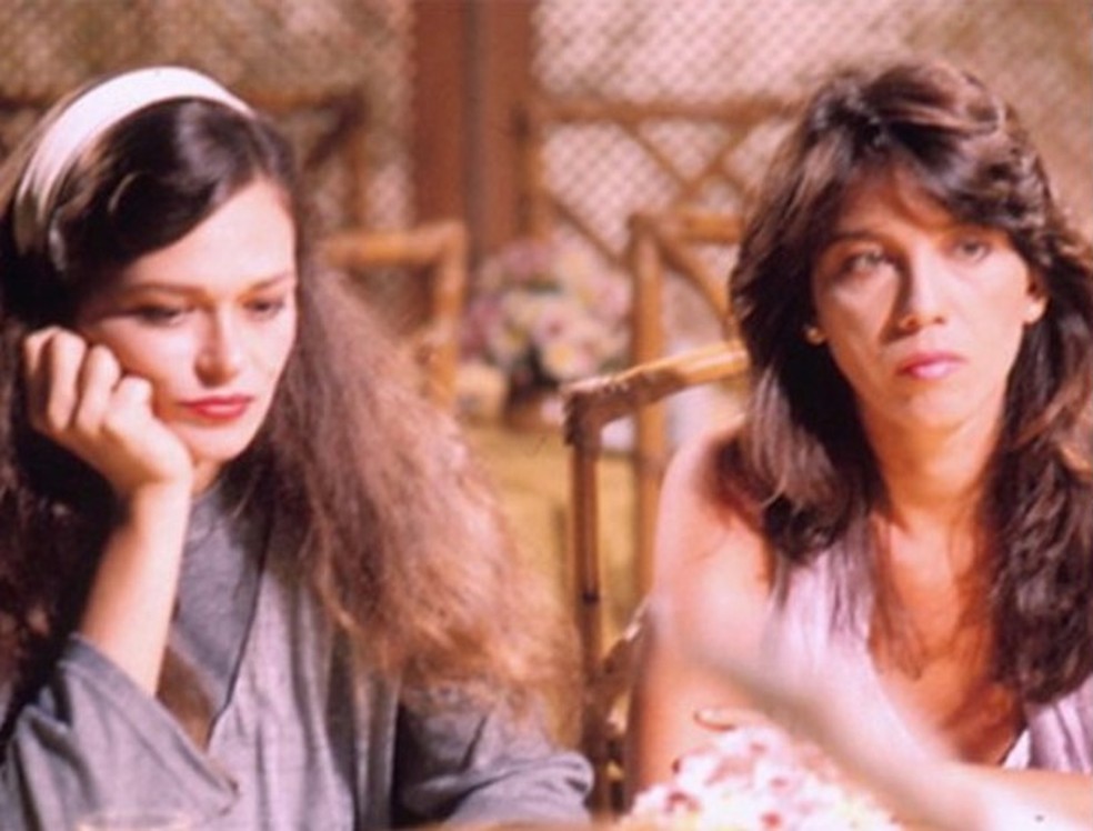 Laís e Cecília nas duas versões de 'Vale tudo' — Foto: Divulgação/ Rede Globo