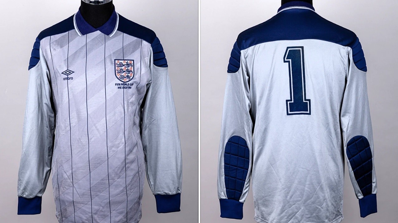 Camisa do goleiro inglês que sofreu o gol da 