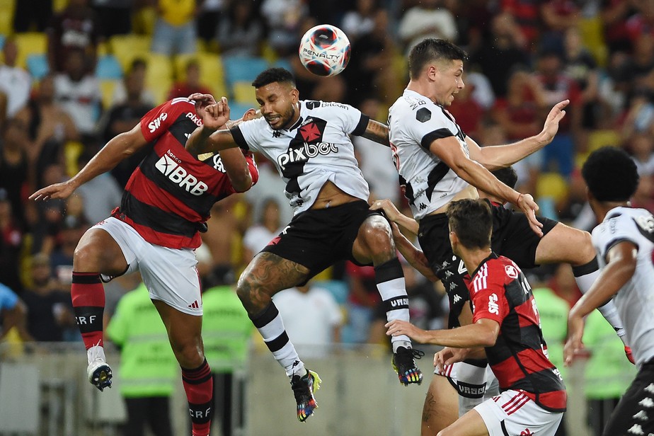 Bolavip Esportes - Foram 443 partidas entre Flamengo e Fluminense