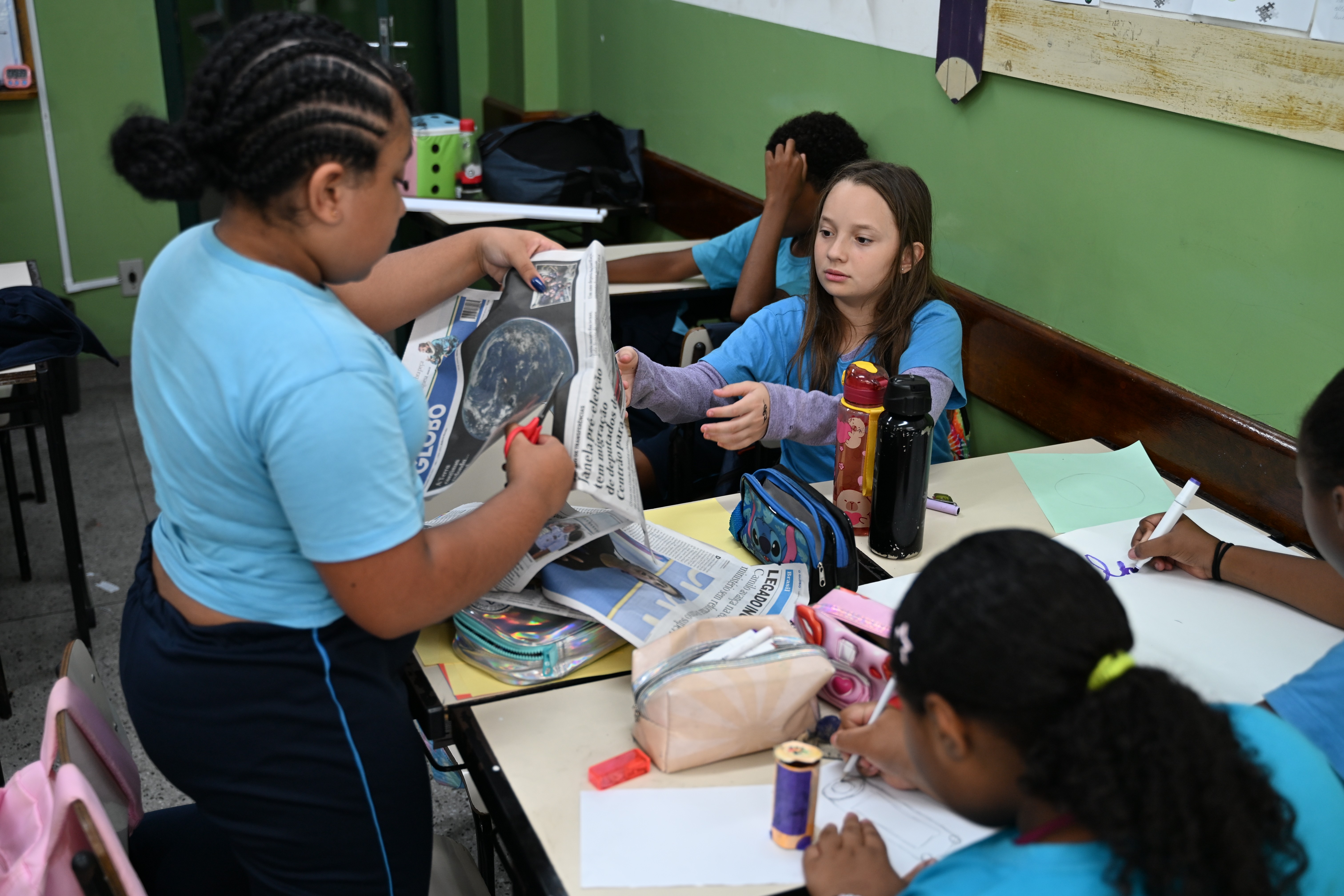 Escolas públicas de Petrópolis ganham projetos de educação 'mão na massa'