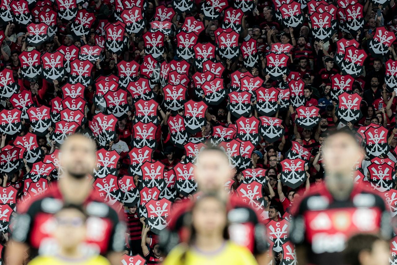 Torcida do Flamengo esgota ingressos para jogo de volta da semifinal da Libertadores contra Estudiantes