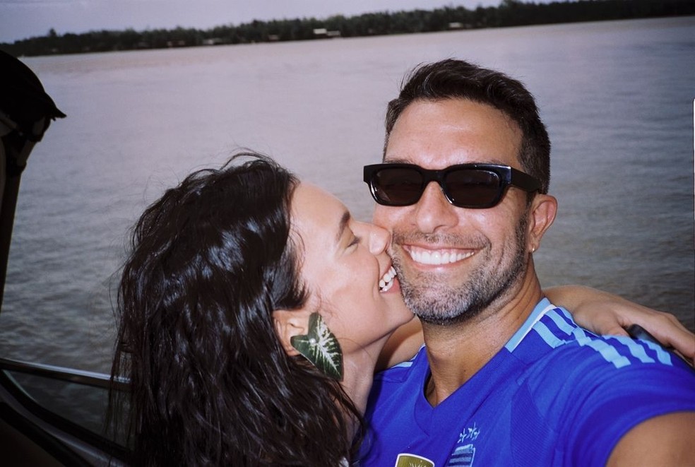 Alane Dias e o namorado, Lucas Silva &mdash; Foto: Reprodu&ccedil;&atilde;o/Instagram