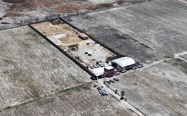 Assassino de aluguel diz ter ajudado a incinerar mais de 500 pessoas em rancho do tráfico no México