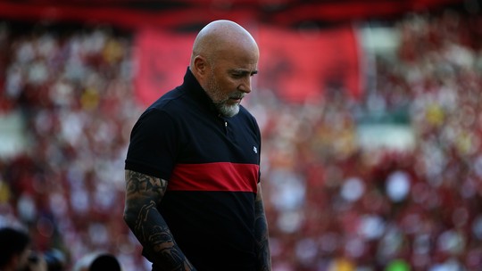 Quatro razões que explicam por que o Flamengo de Sampaoli não engrena