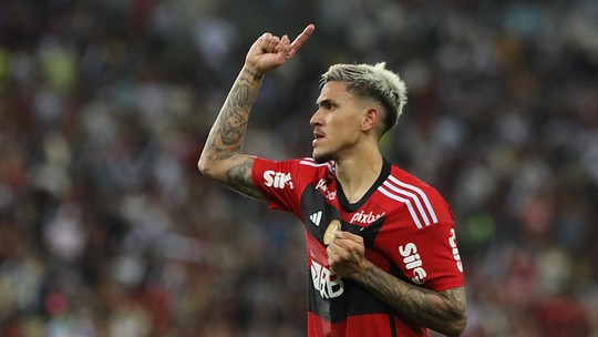 Sampaoli barra Pedro e escala Flamengo com três zagueiros contra o Fluminense