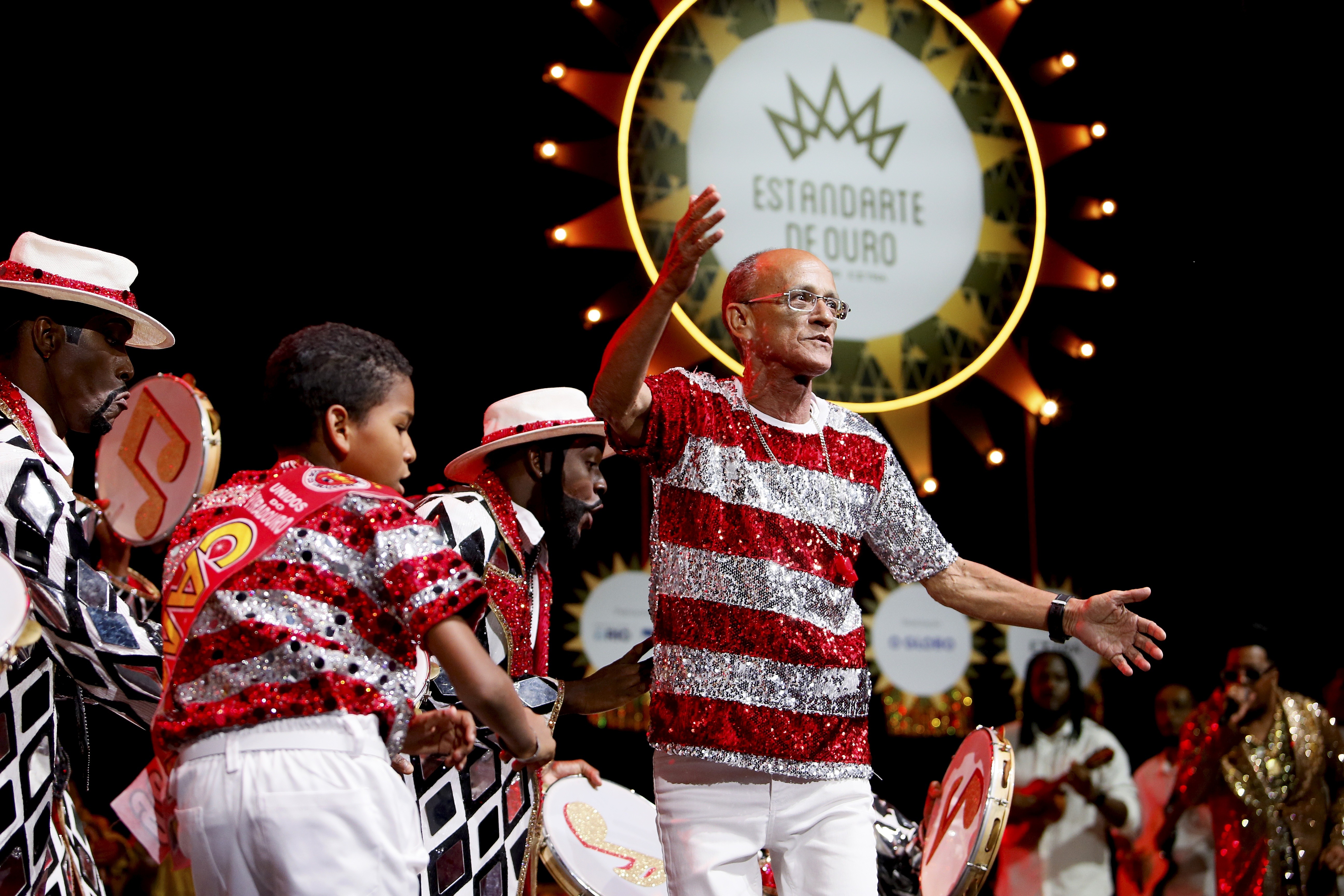 Escolas do Grupo Especial revelam prévia dos enredos dos desfiles do ano que vem em festa gratuita na Cidade do Samba - QTU Questões do Universo