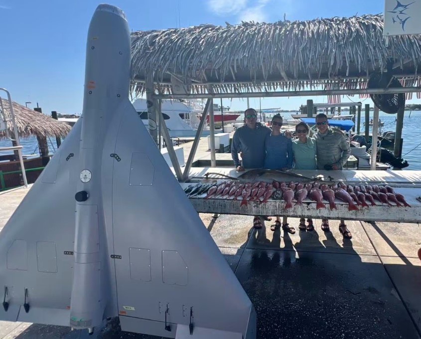 Pescadores fisgam drone militar no Golfo do México